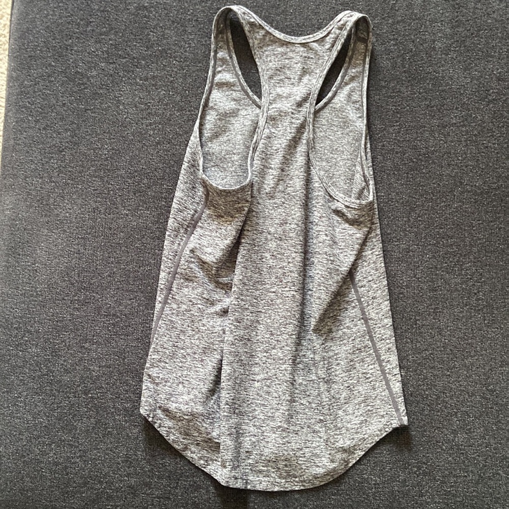 Outdoor voices grey active tank - Picture 4 of 4